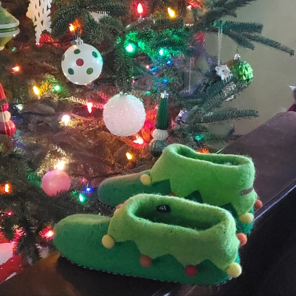 Melt For Felt Elf Slippers, EU Size 41, Non Slip Suede Soles - Picture 3 of 6